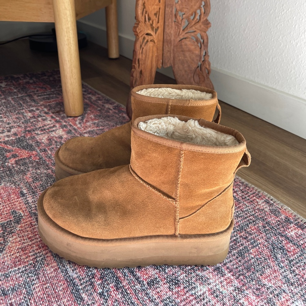 UGG Classic Mini Platform